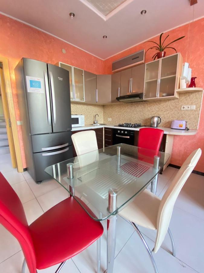 Villa Тownhouse 84 Petropavlovskaya Borshchagovka Exterior foto