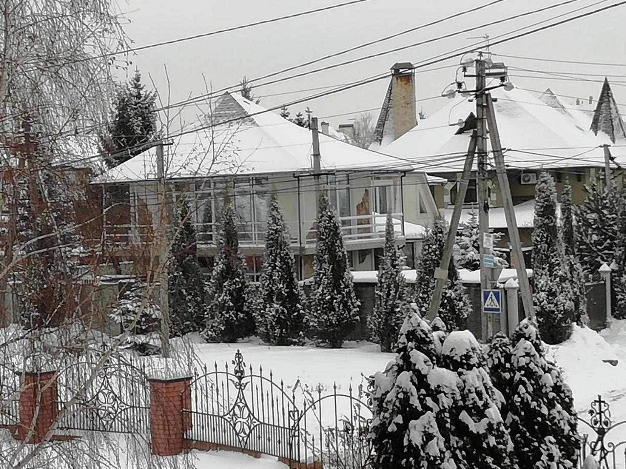 Villa Тownhouse 84 Petropavlovskaya Borshchagovka Exterior foto